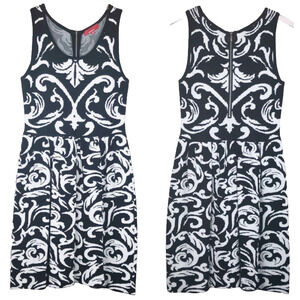 Saks Fifth Avenue RED Black & White Paisley Knit Fit & Flare Dress Size M